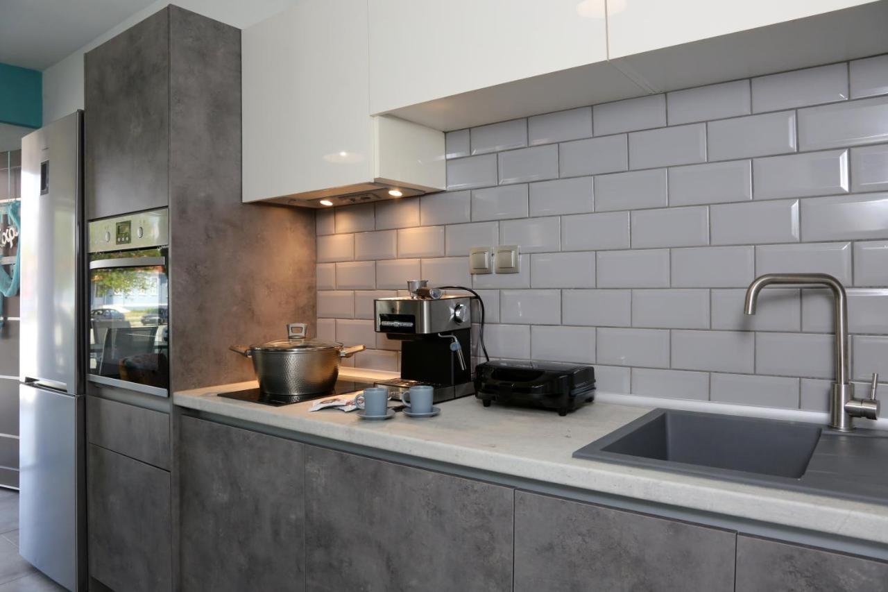 Street 90 Luxury Apartment Keramoti  Exterior photo